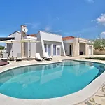Casa Siesta Villa